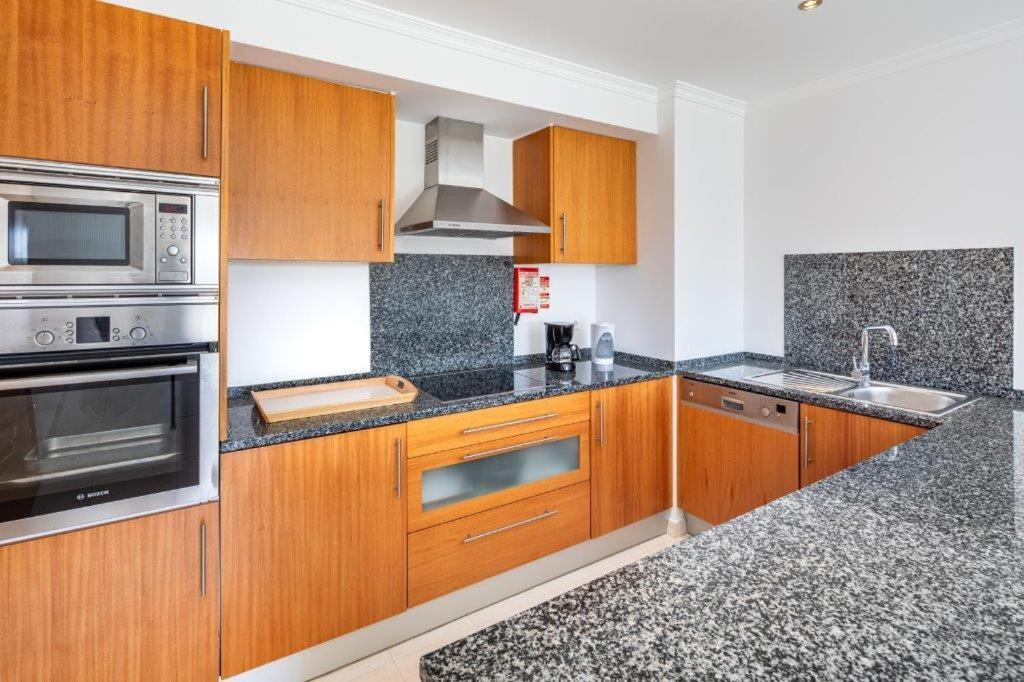 Appartement Vista Das Ondas Ольюш-ди-Агуа  Экстерьер фото